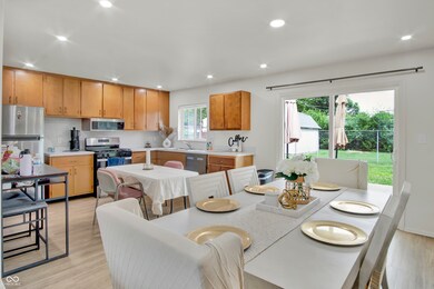 2149 Westline Dr, Columbus, IN 47203 - photo 7