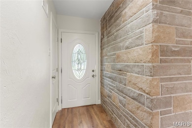 5100 Kingwood Dr, Saint Louis, MO 63123 - photo 5