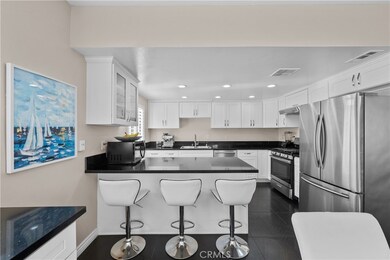 15053 Sherman Way unit A, Van Nuys, CA 91405 - photo 3