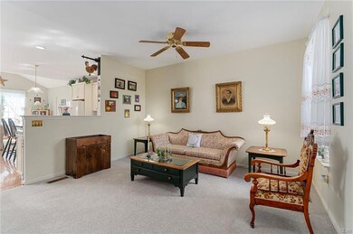 5635 Spring Ridge Dr W, Macungie, PA 18062 - photo 3