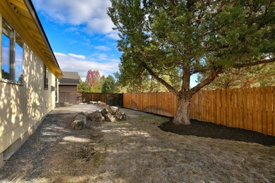 05 Back yard 3204 NE Spring Creek Pl