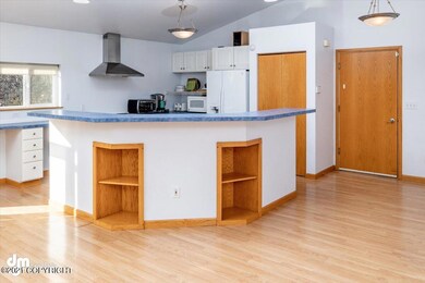 1081 N Hickory St, Palmer, AK 99645 - photo 7