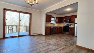 159 Mockingbird Ct, Bushkill, PA 18324 - photo 3