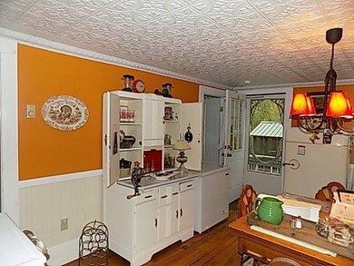 462 Railroad St, Littleton, NH 03561 - photo 7