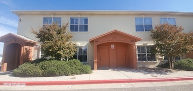 10051 Railroad Dr unit 304, El Paso, TX 79924 - photo 3
