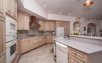 Spacious Chef's Kitchen