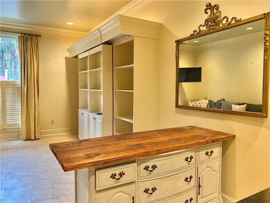 2721 St Charles Ave, New Orleans, LA 70130 - photo 7