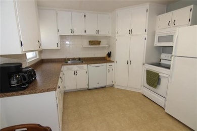 11210 W 67th Terrace, Shawnee, KS 66203 - photo 7