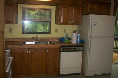 201 Sherwood Glen, Somersworth, NH 03878 - photo 5