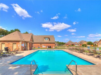 2612 SE 6th Cir, Moore, OK 73160 - photo 4