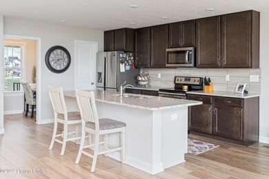 444 Copper Creek Dr, Mount Washington, KY 40047 - photo 7