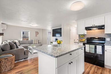 5 Lillian Ave, Rochdale, MA 01542 - photo 7