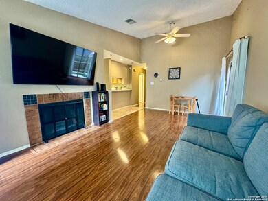 8527 Stonebridge unit 2, San Antonio, TX 78240 - photo 5