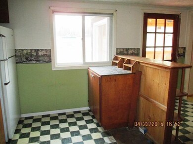 194 Dunn Rd, Dexter, ME 04930 - photo 3