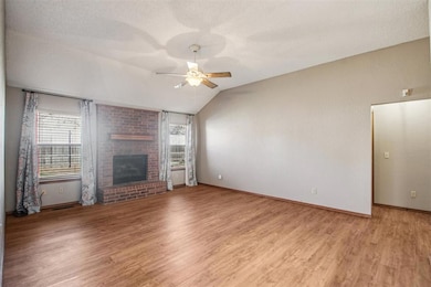 12521 NW 3rd St, Yukon, OK 73099 - photo 6