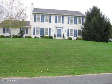 1031 Oriole Cir N, Lock Haven, PA 17745 - photo 3