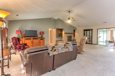 1527 Field View Road
