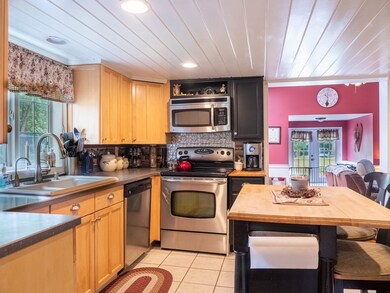 19 Winthrop St, Rehoboth, MA 02769 - photo 7