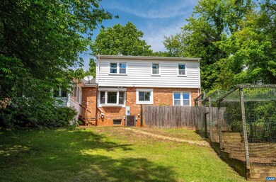 318 Eastbrook Dr, Charlottesville, VA 22901 - photo 4