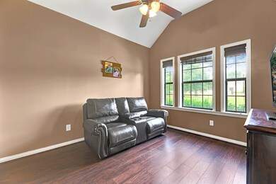 16104 Mcqueen Rd, Conroe, TX 77302 - photo 6