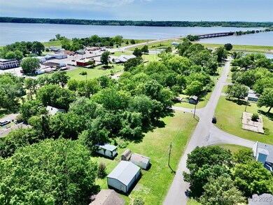 210 W Frontier St, Salina, OK 74365 - photo 4