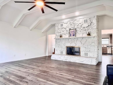 3602 Janeway Dr, Florence, AL 35634 - photo 5