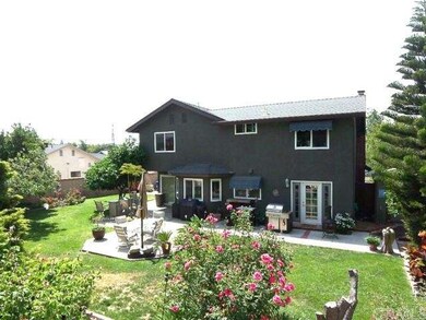 WOW! Huge backyard, spacious enough to add a pool.