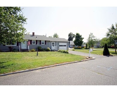 53 Arcadia Blvd, Springfield, MA 01118 - photo 2