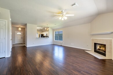 4206 Tawakon Dr, Pearland, TX 77584 - photo 4