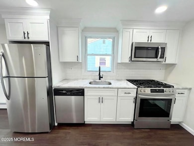 202 Hudson Ave, North Middletown, NJ 07748 - photo 3