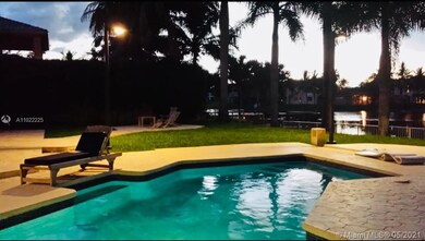 11091 NW 70th St, Doral, FL 33178 - photo 2