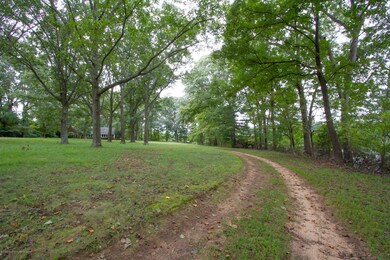 195 Normandy Rd, Colts Neck, NJ 07722 - photo 7