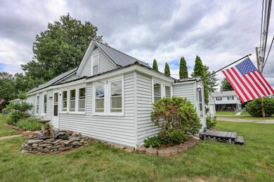 185 Brock St, Rochester, NH 03867 - photo 4