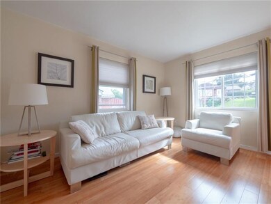 Light and bright rooms offer contemporary feel