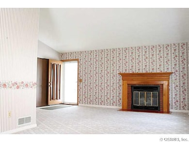 Family Room Spacious Family Room with Beautiful Ga