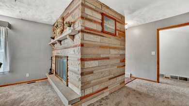 240 Iona Dr, Bucyrus, OH 44820 - photo 7