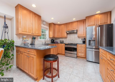 7421 Sandalfoot Way, Columbia, MD 21046 - photo 6