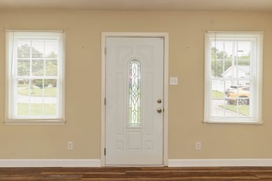 100 Leak Ave, Oxford, NC 27565 - photo 6