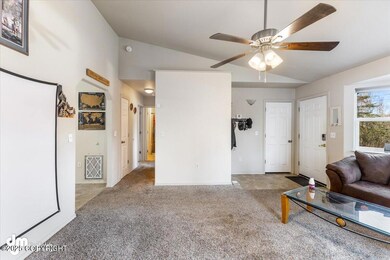 06-LIVINGROOM_EBL_IMG_3-5076