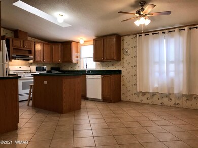 340 E Reidhead St, Show Low, AZ 85901 - photo 4