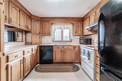 27 Indian Ridge Dr, Biddeford, ME 04005 - photo 6