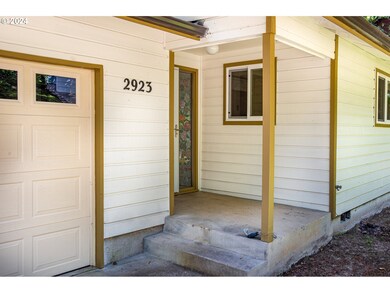 2923 Riverview St, Eugene, OR 97403 - photo 2