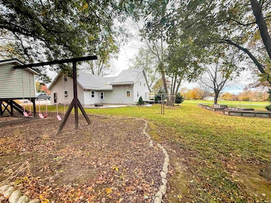 103 N Main St, Cannelburg, IN 47519 - photo 6