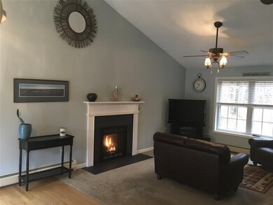 146 Crabapple Dr, Sanbornville, NH 03872 - photo 6