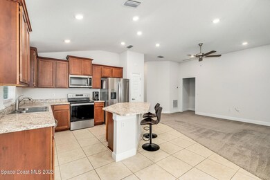 kitchen/ living room