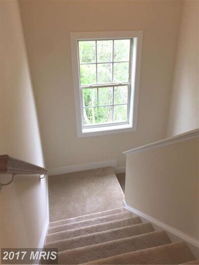 20490 Ashmere Square, Sterling, VA 20165 - photo 4