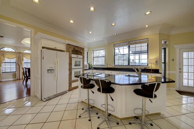 Breakfast Bar in Kitchen