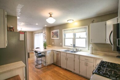 Open Kitchen