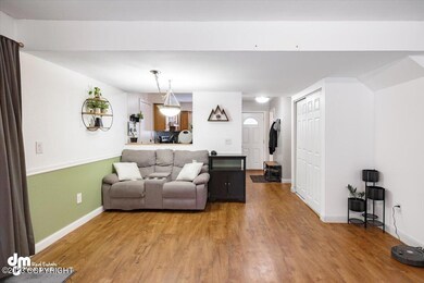 07-Living Room_DMD_1837-Edit
