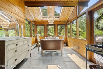 15-web-or-mls-NER05940